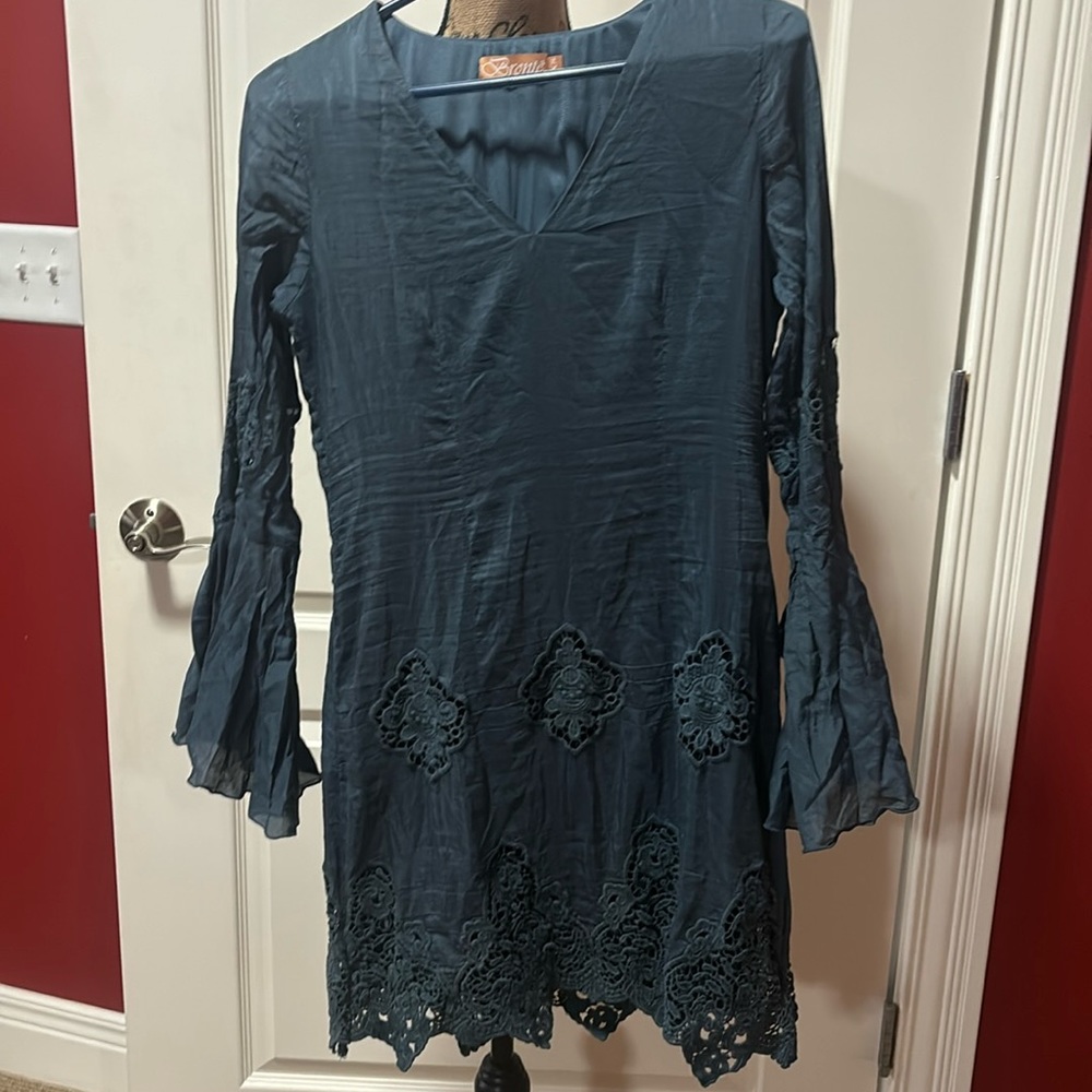 Women’s dress